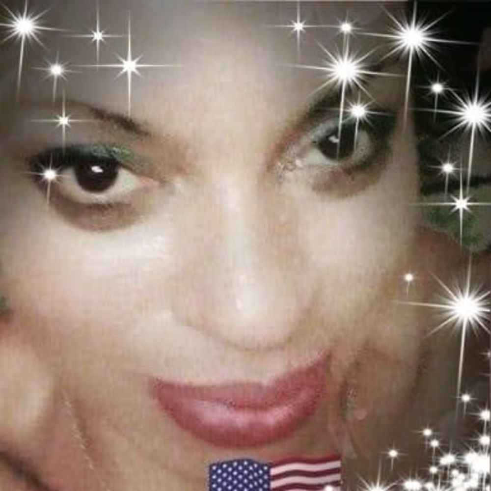 Meet your Posher, Tangee